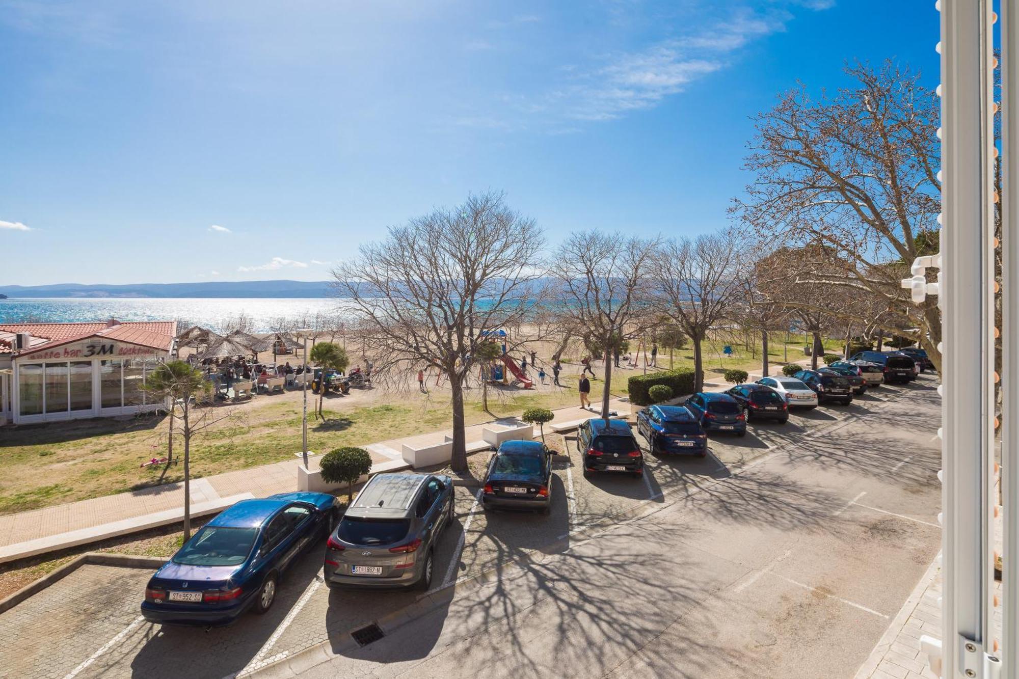 Sandy Beach Apartment Omiš Εξωτερικό φωτογραφία