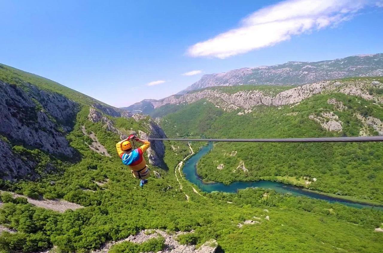 Sandy Beach Apartment Omiš Εξωτερικό φωτογραφία